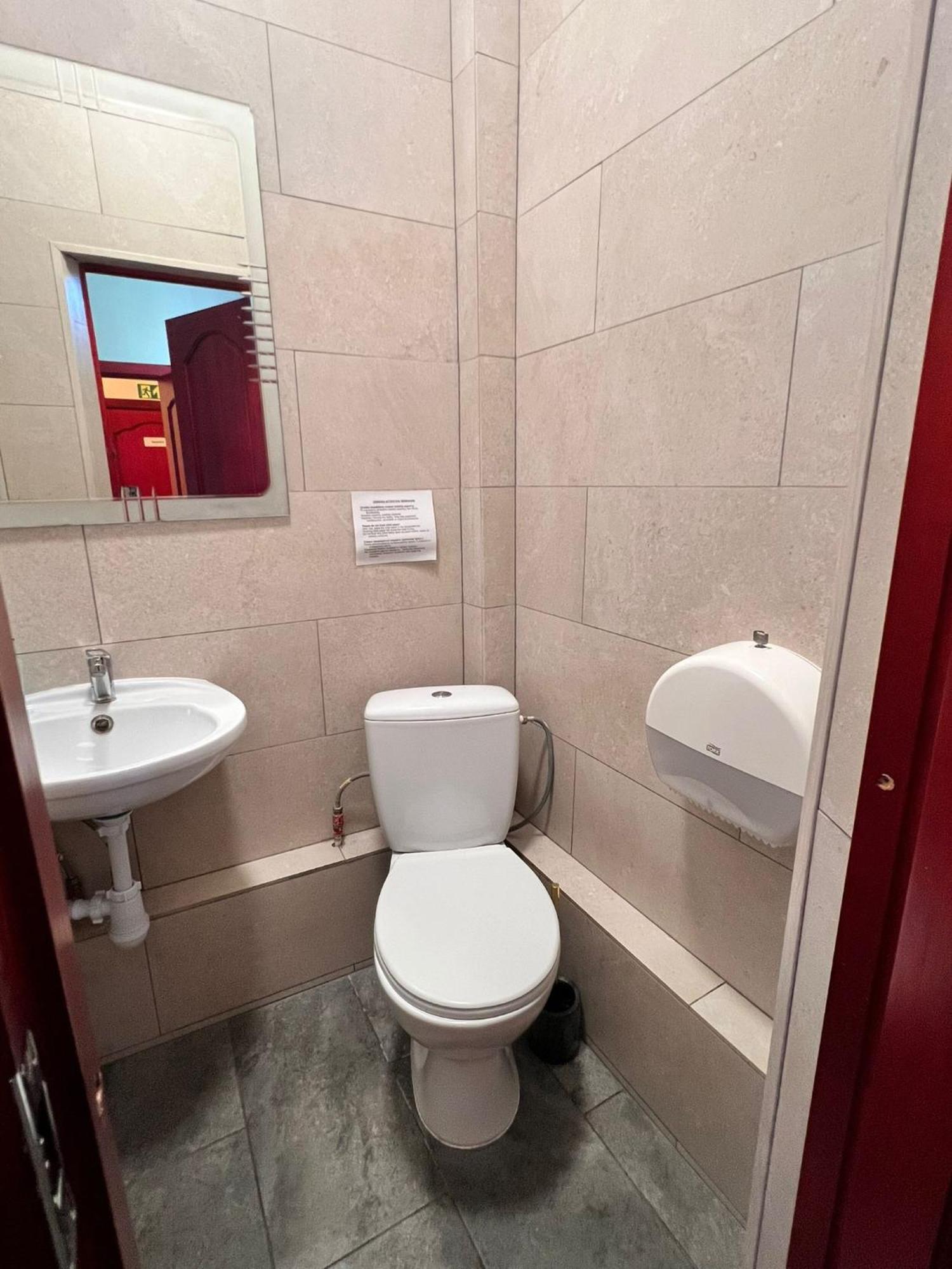 Klaipeda Inn Private Parking And Kitchen מראה חיצוני תמונה